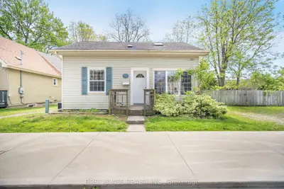 Detached in London North