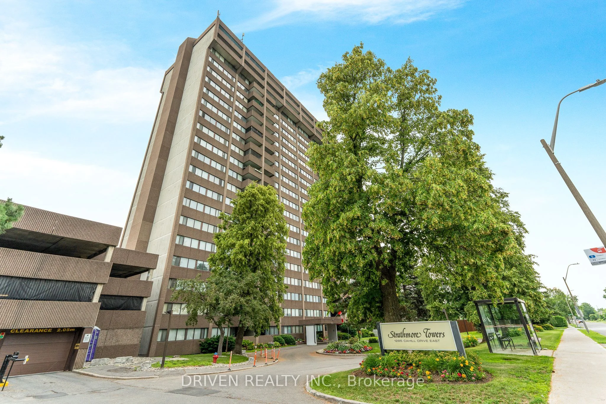 Condo Apartment in Hunt Club - South Keys and Area