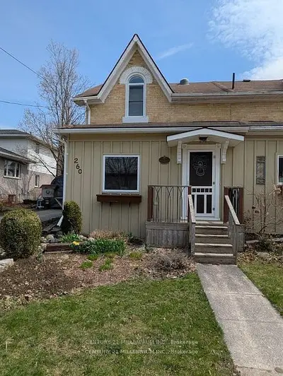 Semi-Detached in Wellington North