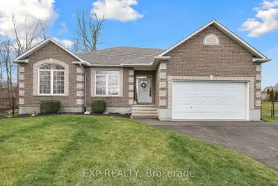 Detached in Manotick - Kars - Rideau Twp and Area