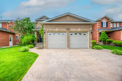 Detached in Cambridge