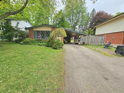 Detached in Waterloo