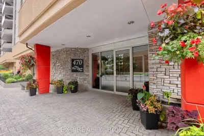 Condo Apartment in Ottawa Centre