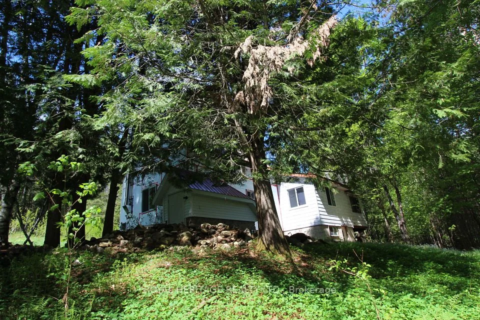 1059 TORTOISE Drive, Highlands East, ON K0L 3C0