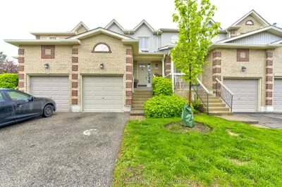 Condo Townhouse in Guelph