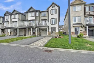 Att/Row/Townhouse in Barrhaven