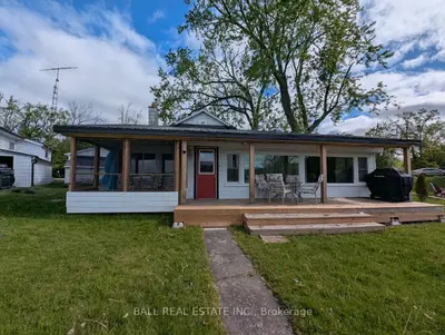 Detached in Asphodel-Norwood