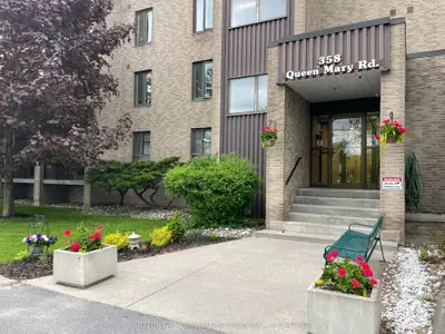 Condo Apartment in Kingston