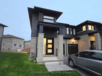 Att/Row/Townhouse in Thorold