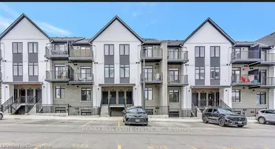Condo Townhouse in Cambridge