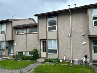 Condo Townhouse in Cyrville - Carson Grove - Pineview