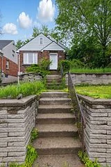 784 Adelaide Street N, London East, ON N5Y 2L9