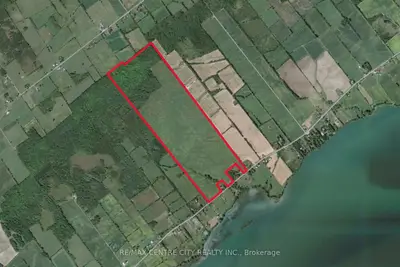 Farm in Greater Napanee