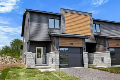Att/Row/Townhouse in Merrickville-Wolford