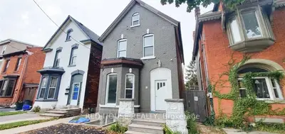 Fourplex in Hamilton