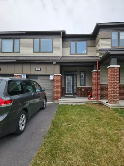 Att/Row/Townhouse in Stittsville - Munster - Richmond
