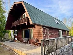 672 East Road, Northern Bruce Peninsula, ON N0H 1W0