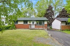 28 Radeski Street, Quinte West, ON K8V 6B5