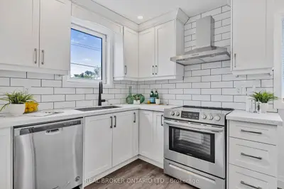 Detached in Hamilton