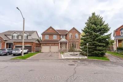 Detached in Hunt Club - South Keys and Area