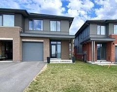 72 MICHAEL STOQUA Street, Manor Park - Cardinal Glen and Area, ON K1K 5A2