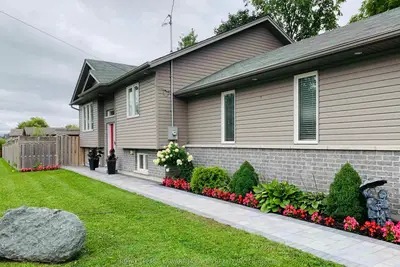 Detached in Kawartha Lakes