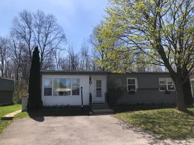 Detached in South Huron