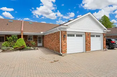 Condo Townhouse in Lincoln
