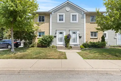 Condo Townhouse in St. Catharines