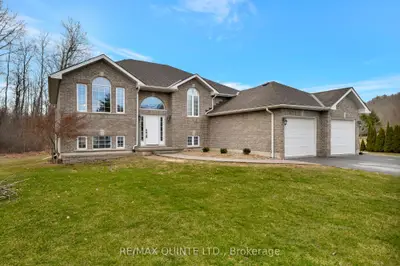 Detached in Belleville