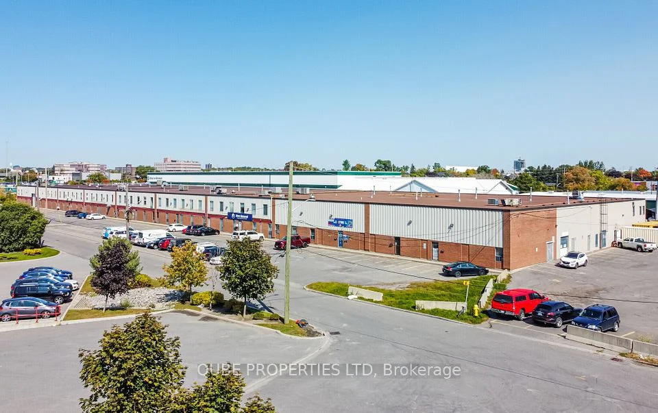 1403 Triole Street 3, Elmvale Acres and Area, ON K1B 4T4