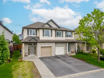 Semi-Detached in Blossom Park - Airport and Area