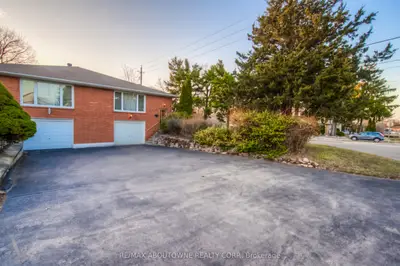Semi-Detached in Hamilton