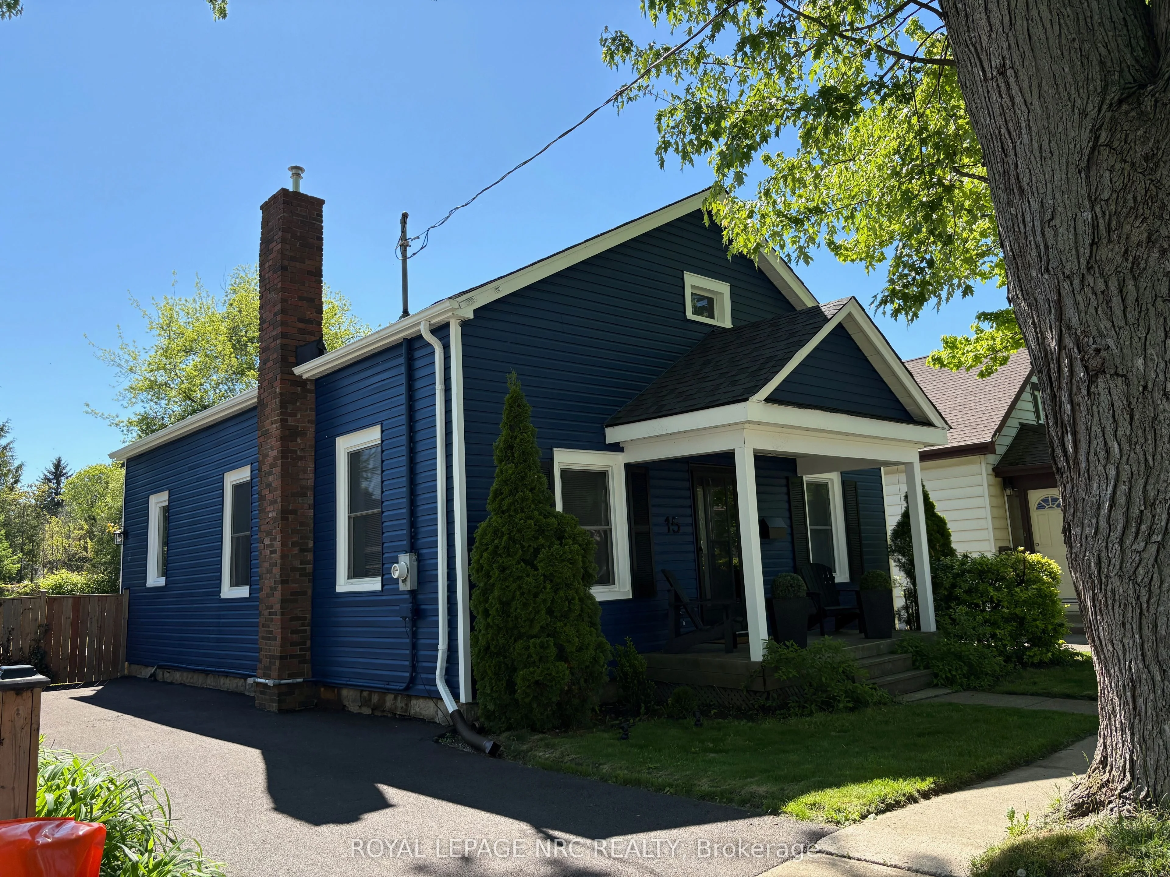 15 Christie Street, St. Catharines, On L2n 5h2