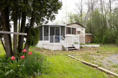 MobileTrailer in Otonabee-South Monaghan