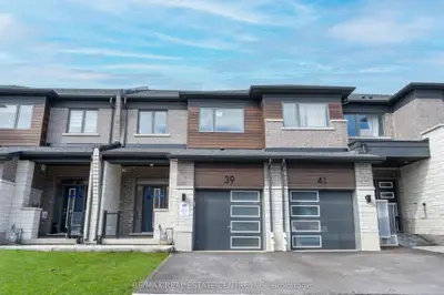 Att/Row/Townhouse in Kitchener