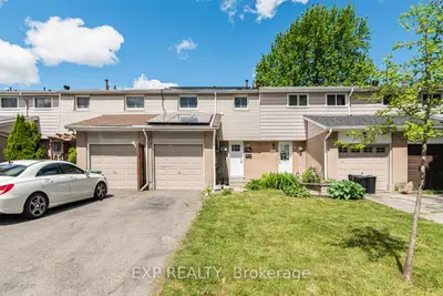 Att/Row/Townhouse in Hamilton