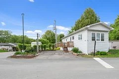 38 Ash Street, Bells Corners And South To Fallowfield, On K2h 7s6