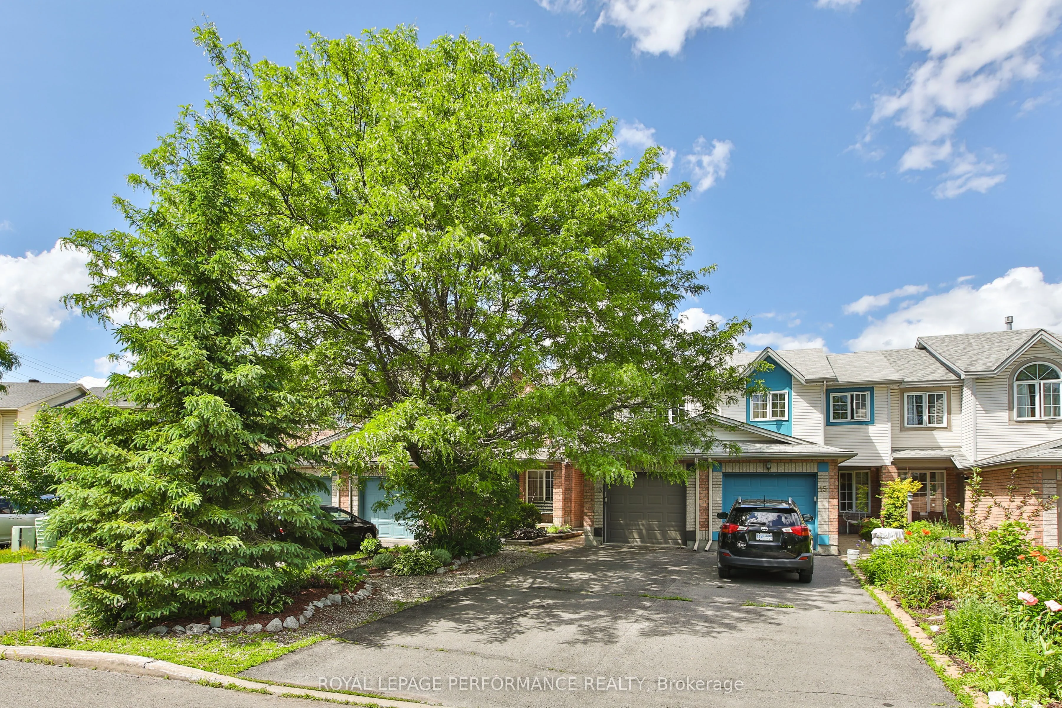 13 College Circle, Overbrook - Castleheights and Area, ON K1K 4R7
