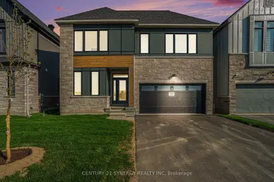 Detached in Barrhaven