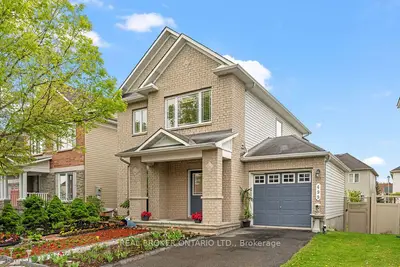 Detached in Barrhaven