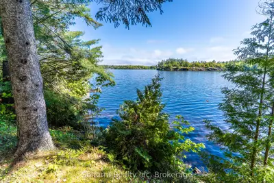 Detached in Gravenhurst