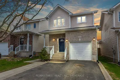 Detached in Kingston