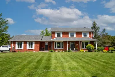 Detached in Kawartha Lakes