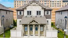 Condo Townhouse in London South
