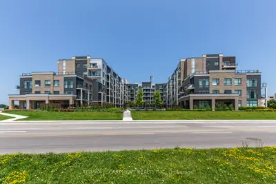 Condo Apartment in Lincoln