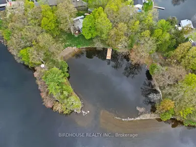 Detached in Trent Lakes