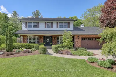 Detached in Tillsonburg