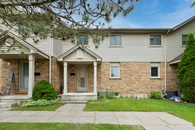 Condo Townhouse in London East