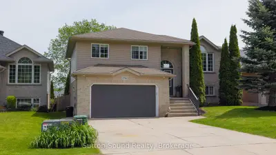 Detached in Owen Sound
